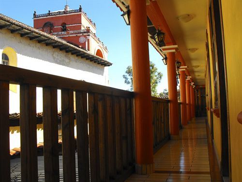 Hotel Arcos Del Carmen San Cristobal de las Casas Bagian luar foto